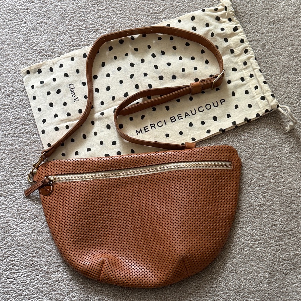 Clare V. Grande Fanny
Color is Cuoio Perf